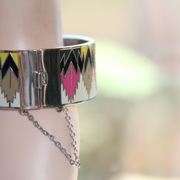 Coach Hawk Feather Enamel Hinged Bangle - Picture 7 of 11
